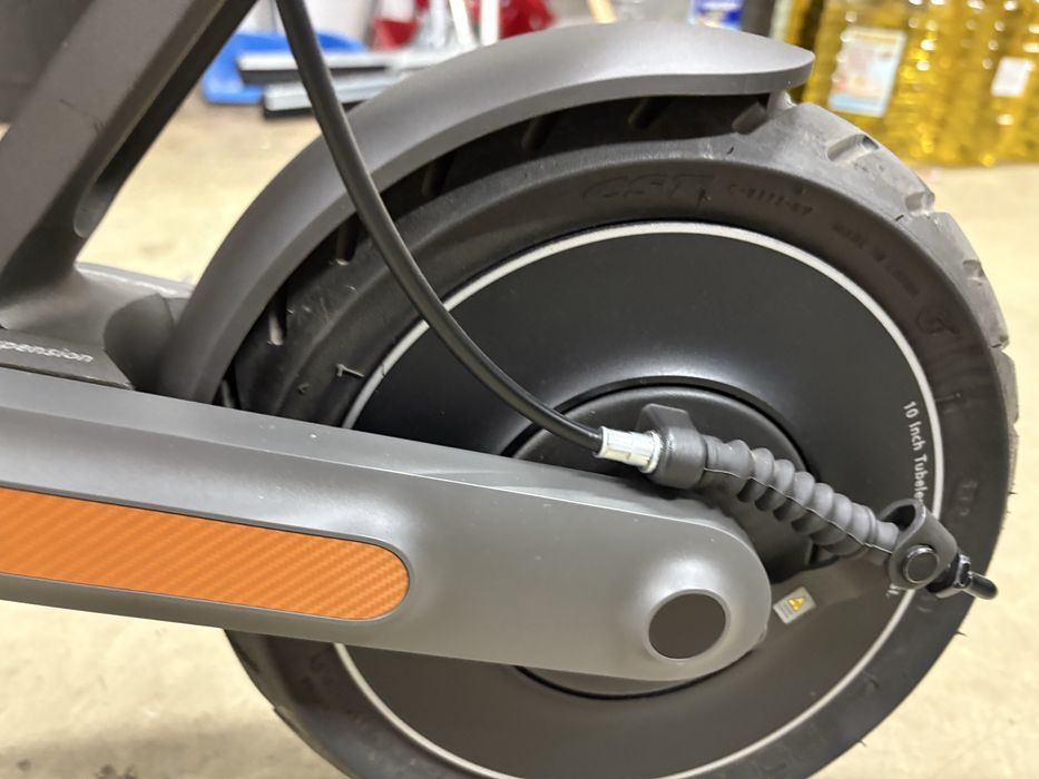 Trotineta xiaomi  electric scooter 4 ultra cumparata de la altex .