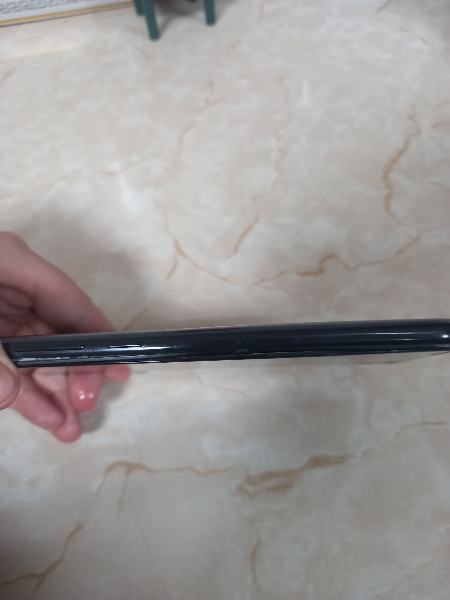 Почти новый смартфон redmi 8