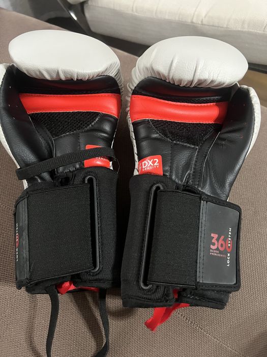 Manusi box decathlon outshock