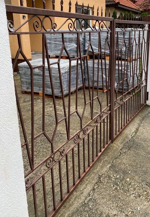 Porți  din fier   uzate