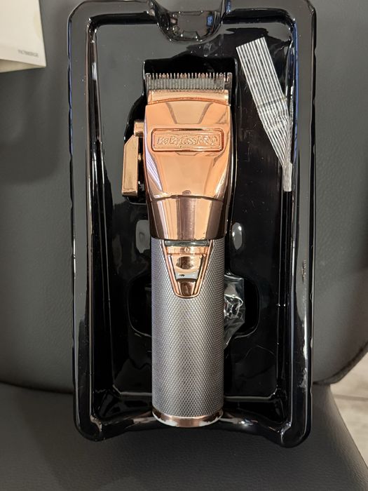 Продавам Машинки Ultron и Babylis Pro Rose Gold
