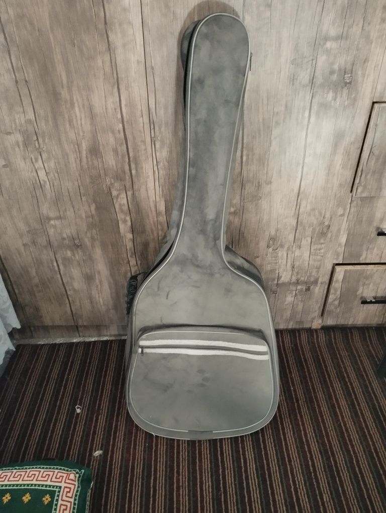 Gitara - Caraya F-630N