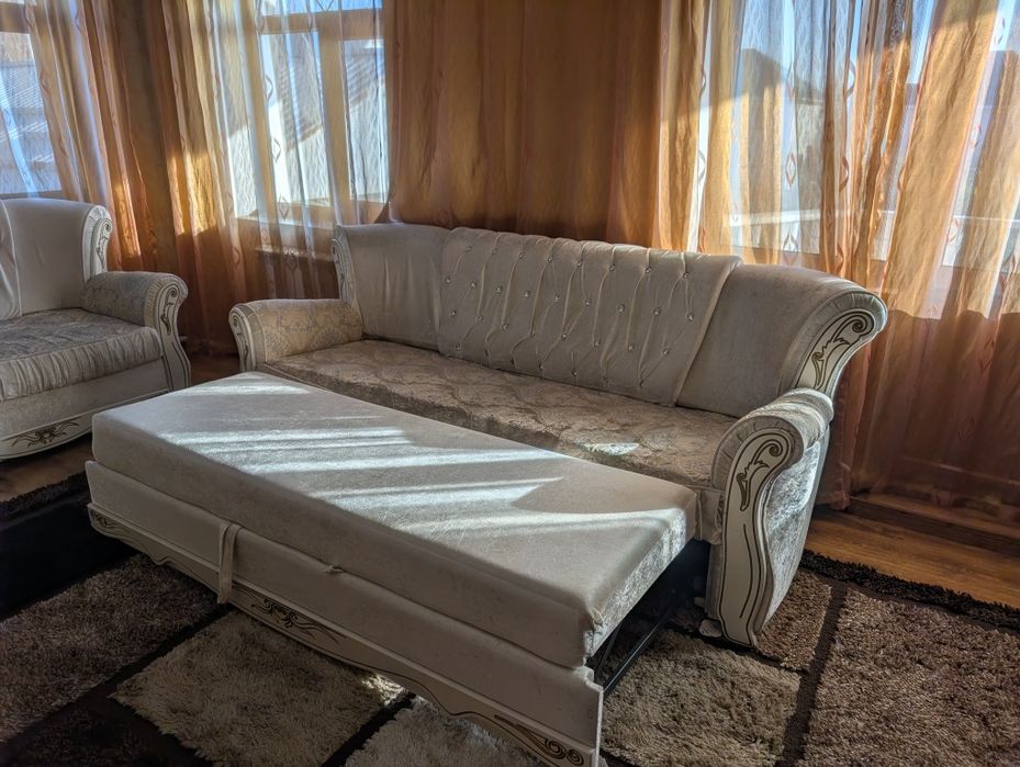 Комплект из 2-х диванов в отличном состоянии