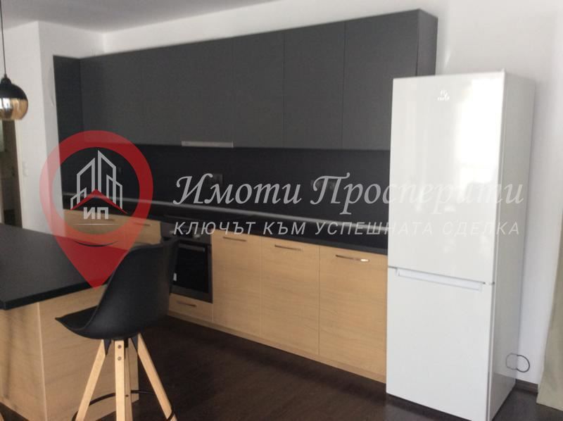 Дава се под наем Тристаен апартамент в София, Гоце Делчев - 116 кв.м за 1000 € - Снимка #1