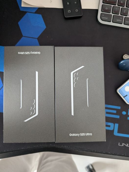 Defect - Pentru piese - Telefon samsung s25 ultra nou in cutie BLOCAT