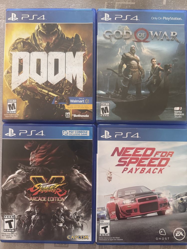 Play Station 4 slim 1 TB - gold + 4 игри