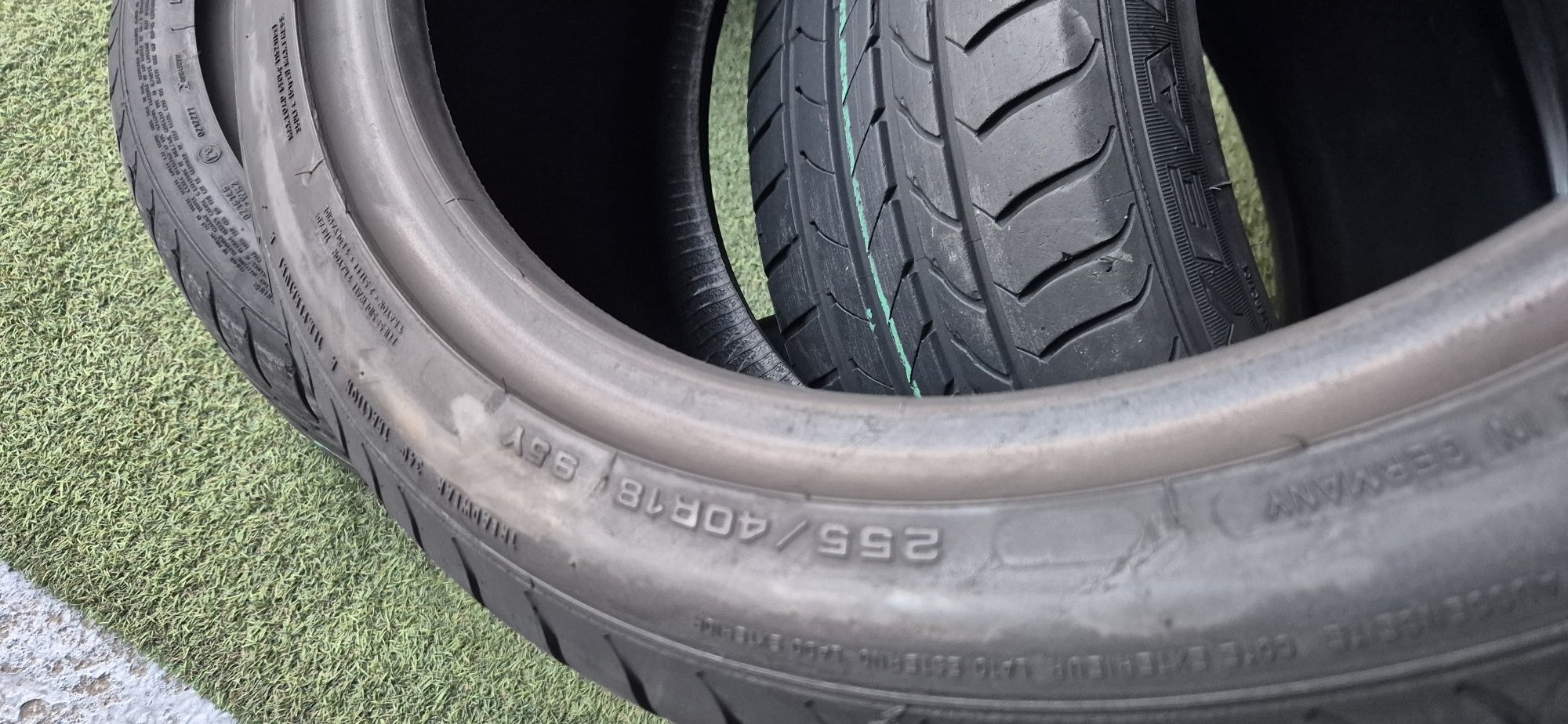 225 45 18,  255 40 18 Goodyear runflat