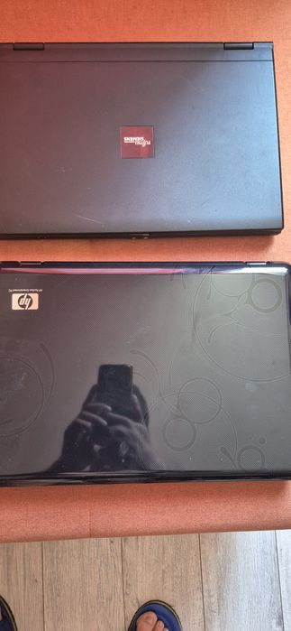 Vând 2 laptop-uri