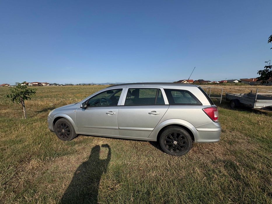 Vând Opel Astra H
