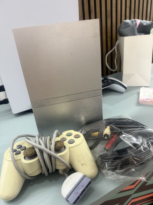 sony playstation 2 silver slim нет блок питания