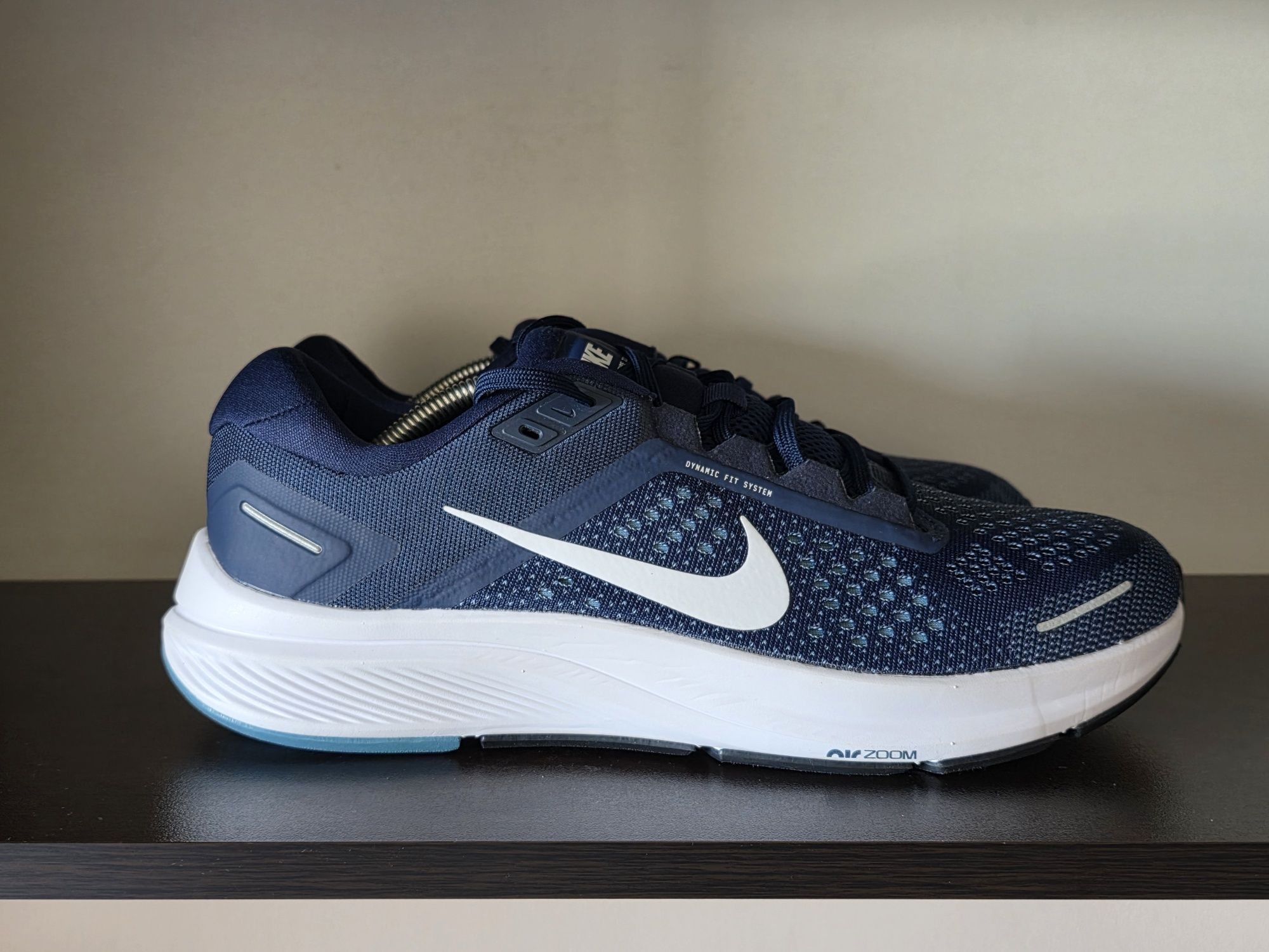 Nike AIR ZOOM STRUCTURE 23/ 45номер 29см Стелка Като Нови