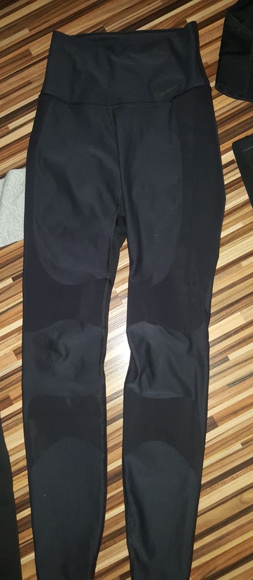(XS) NIKE екип(119лв),клин(45)блуза(25)