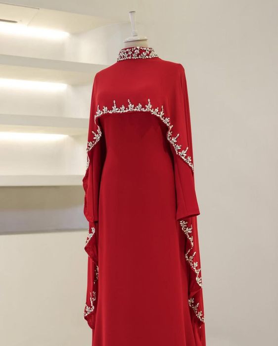 Yangi vecherni kuylak