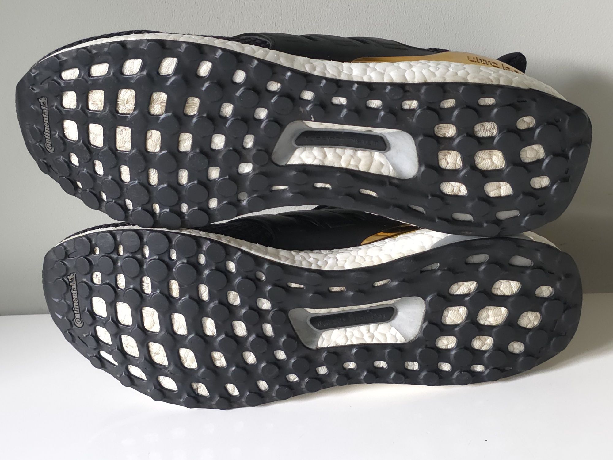 Adidas Ultra Boost спортни обувки 45 номер