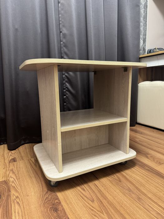 Продам журнальный столик