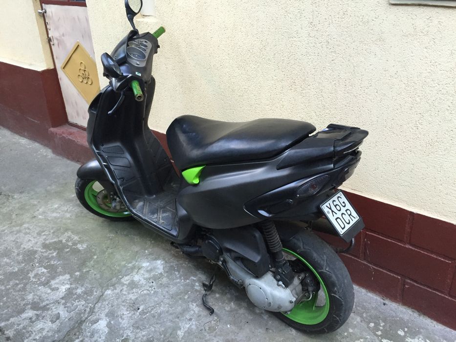 Piaggio nrg mc3 2002, defect, nu da scanteie