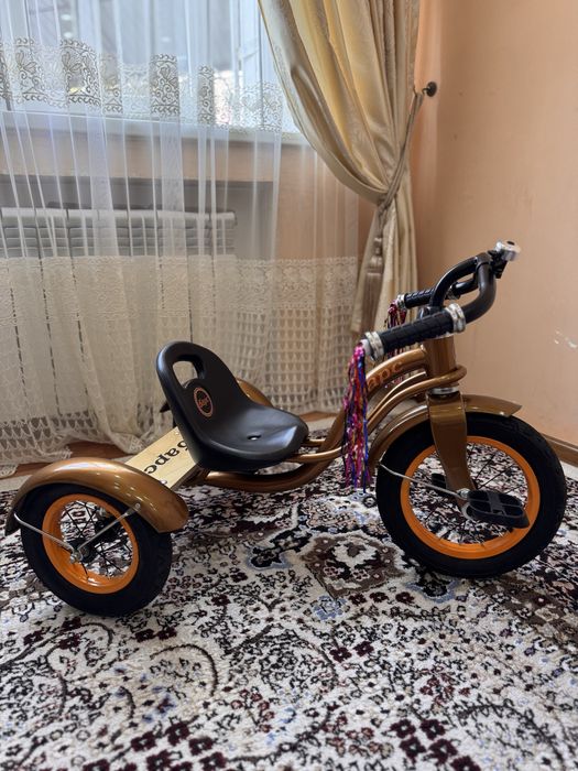 Продается детский трехколесный велик