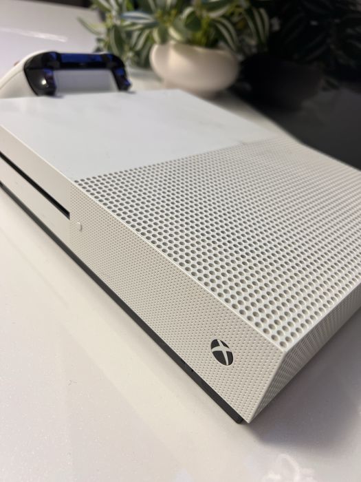 Vand Xbox One S 2016