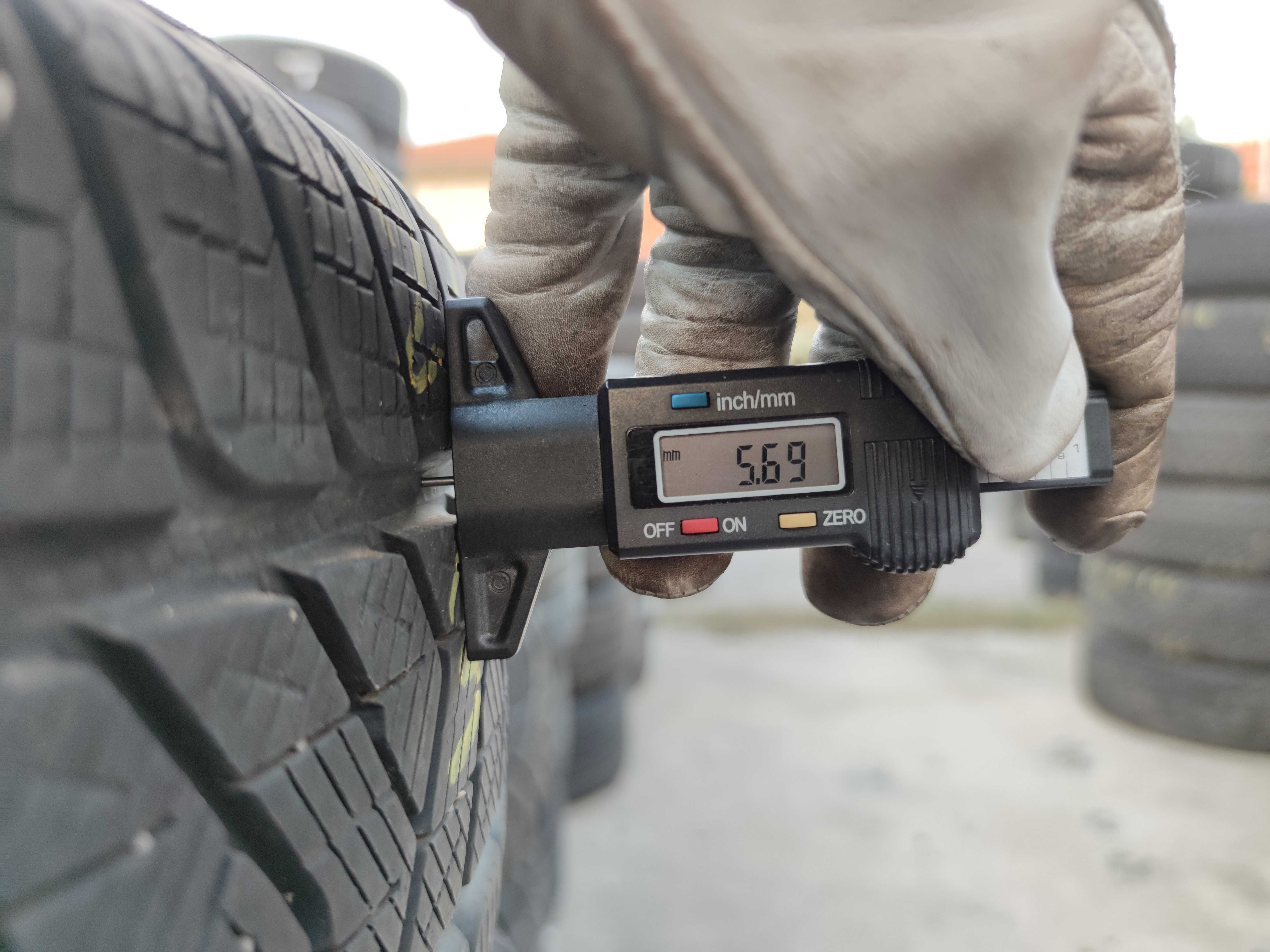 4бр Зимни Гуми 215 65 17 - Pirelli