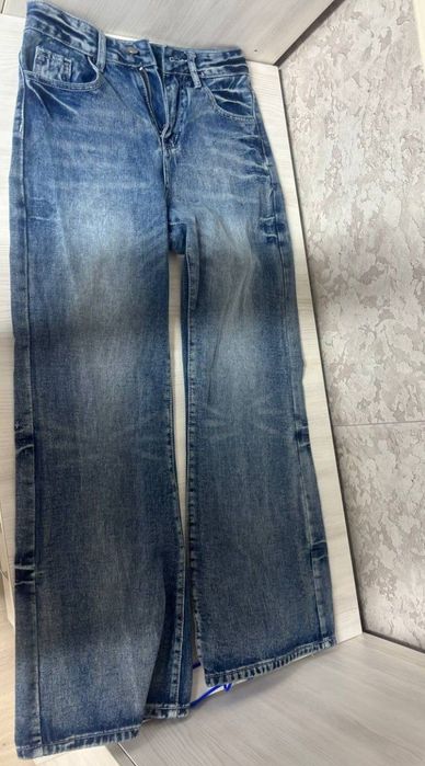 продам Джинсы клеш