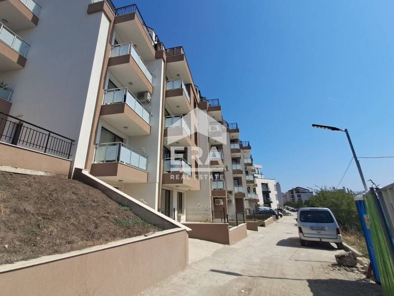 Продава се Двустаен апартамент в Варна, Виница - 49 кв.м за 2521 €/кв.м - Снимка #2