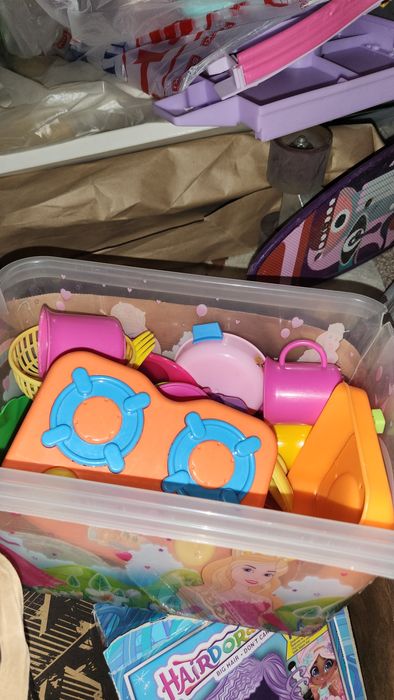 Продам посудку детскую