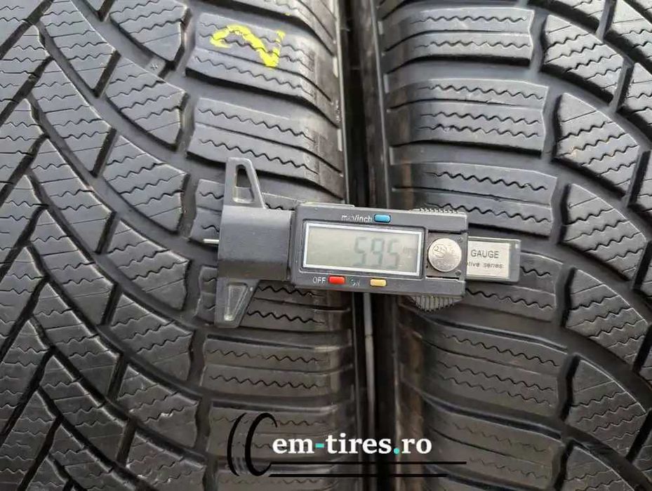 SET 2 Anvelope Iarna 235/60 R18 BRIDGESTONE Blizzak LM005 107V