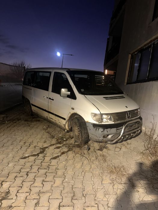 Dezmembrez Mercedes Vito