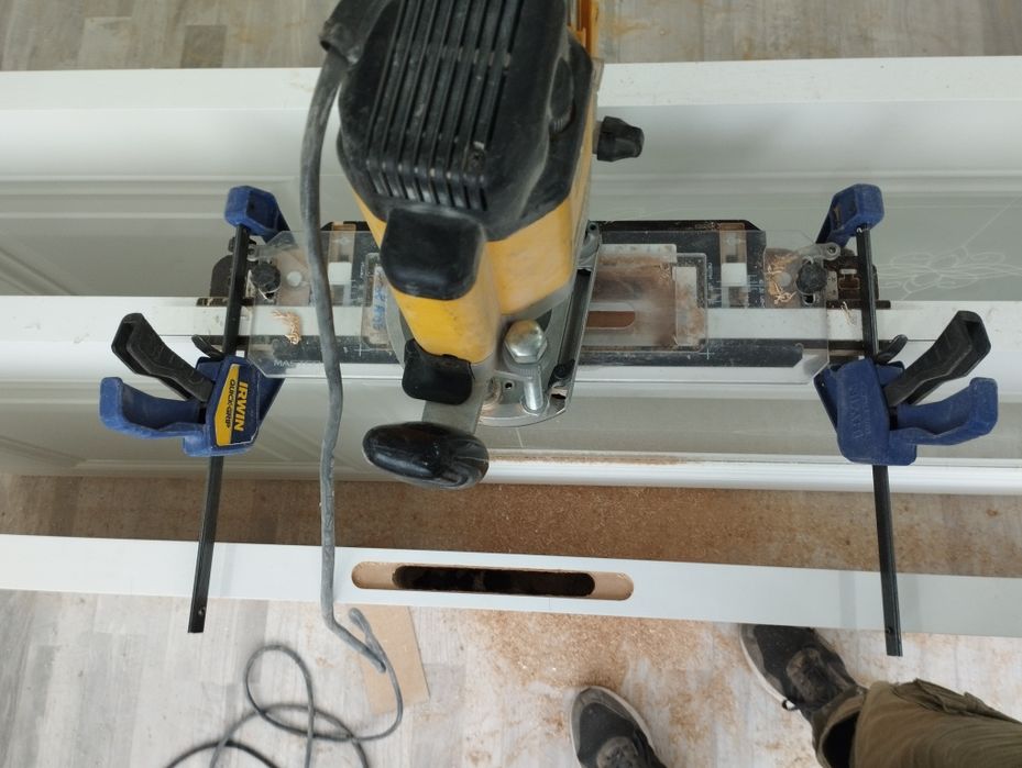 Есік орнату, установка дверей. Есик қою. Двери. Есік қою. Есік орнату