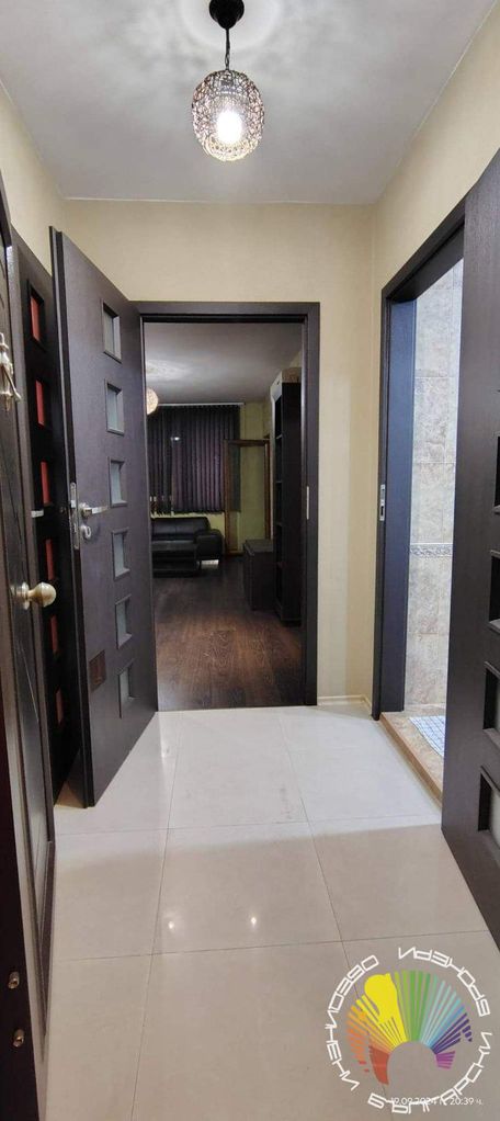 Дава се под наем Многостаен апартамент в Бургас, Изгрев - 100 кв.м за 612 € - Снимка #11