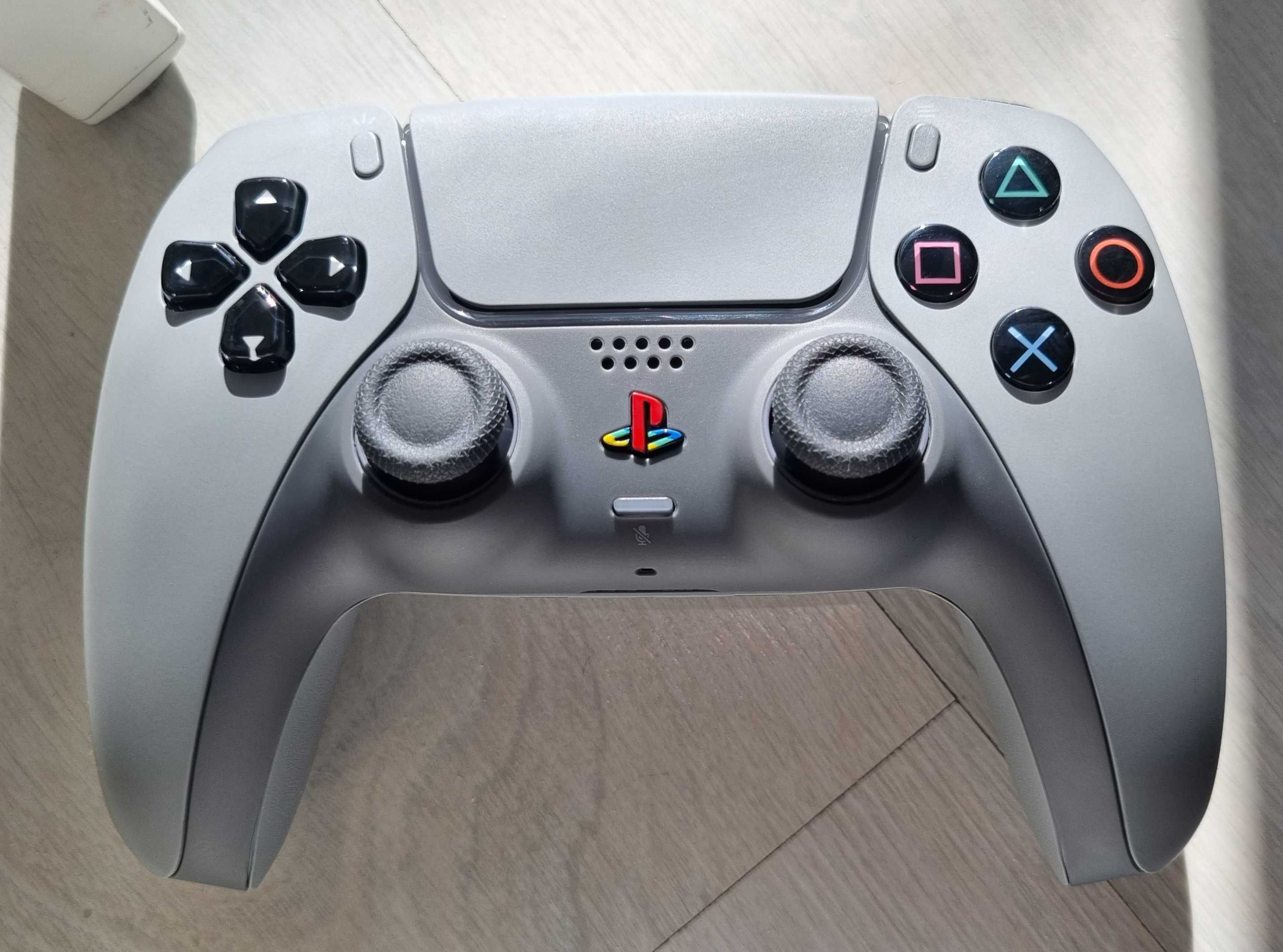 Controller PlayStation 5 Dualsense BDM-040 cu carcasa aniversara 30ani