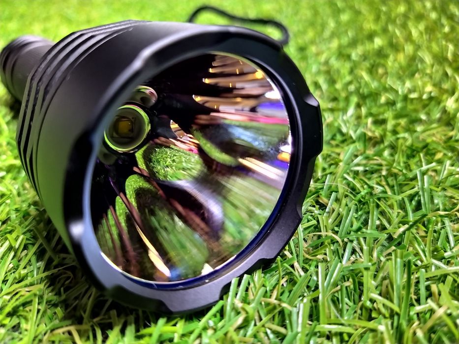 Convoy C8+  Lanterna PROFESIONALA  cu Led SST-40 - 2000 Lm