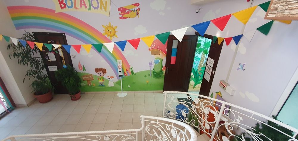 Продаётся готовые 2 и 3 этажи 3-х этажного здания