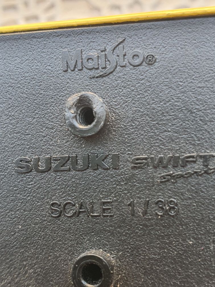 Suzuki Swift 1/38