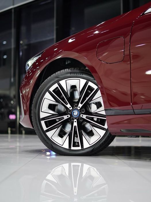 Bmw i5 35L luxury masla