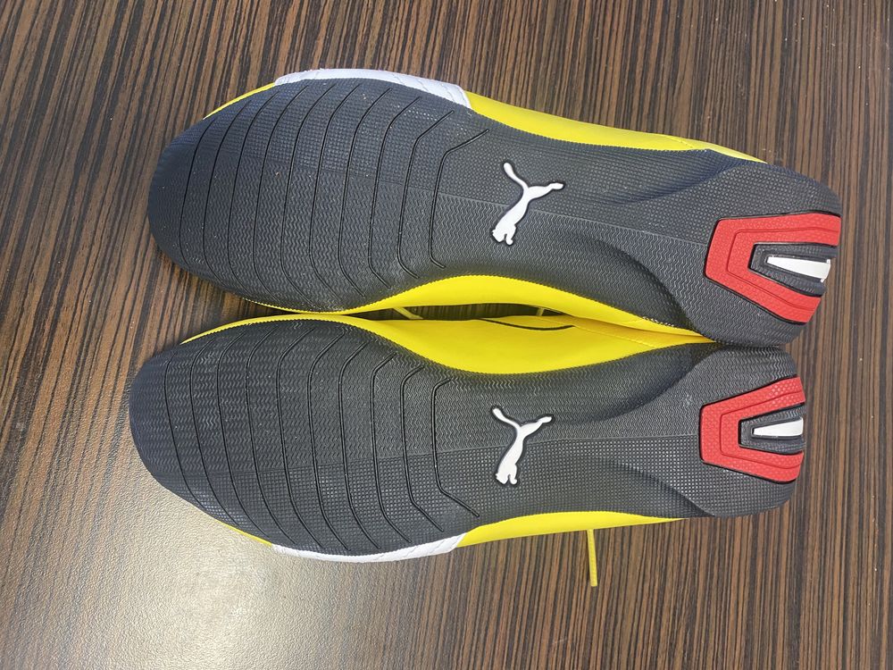 Детски футболни обувки Puma Ferrari, номер 37