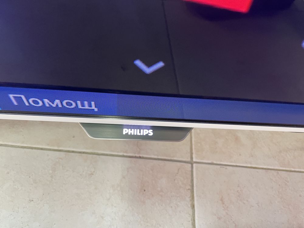 Телевизор Philips Smart 55 инча