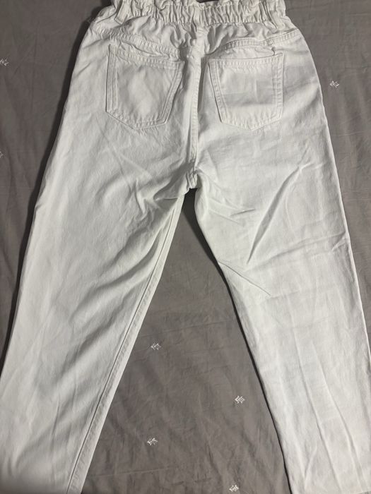 Детски дънки на Mango