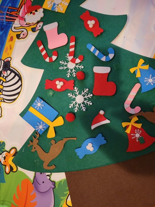 Brad de Crăciun fetru 24 accesorii confecționat manual