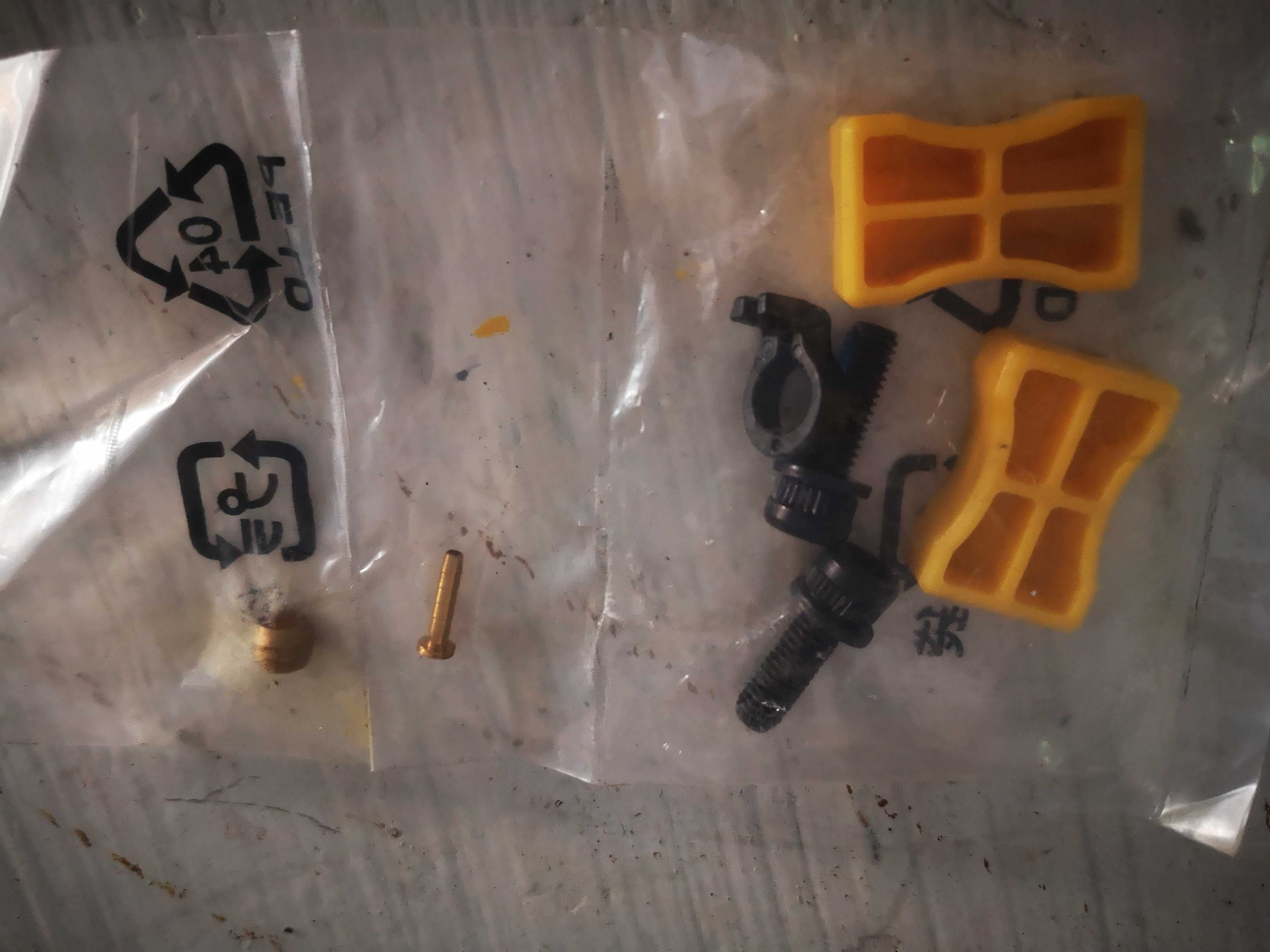 Set piese frane disc: manete, conducte, adaptoare, etrier