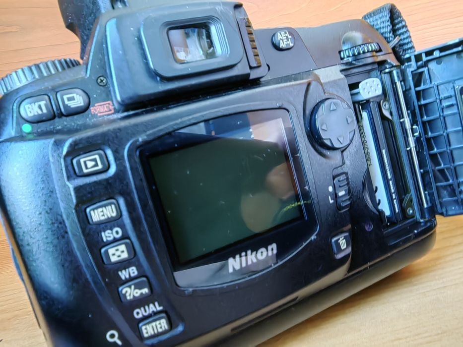 Nikon D 70 954 shutercount