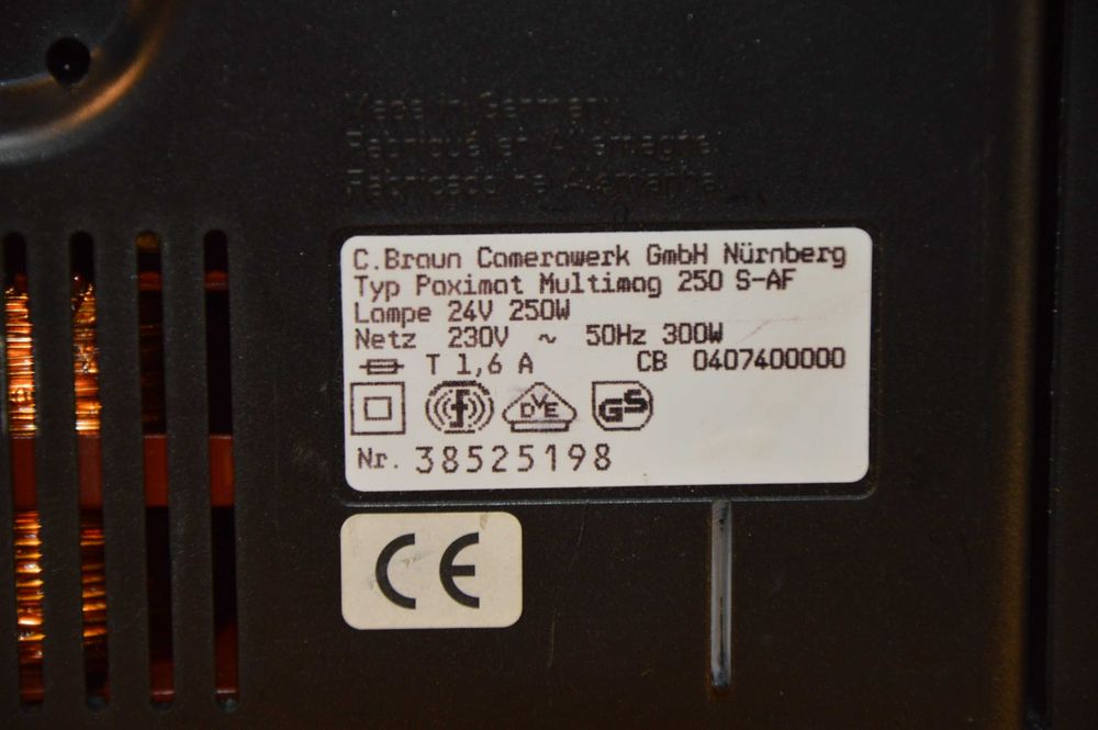 Aparat proiectie diapozitive Braun Paximat Multimag 250 S-AF