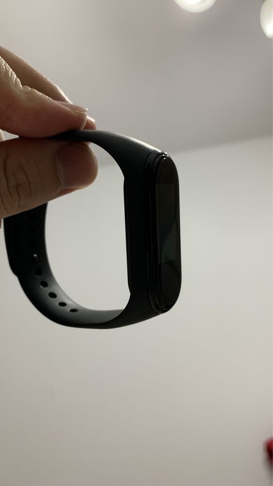 Смарт часы Xiaomi Mi band 4