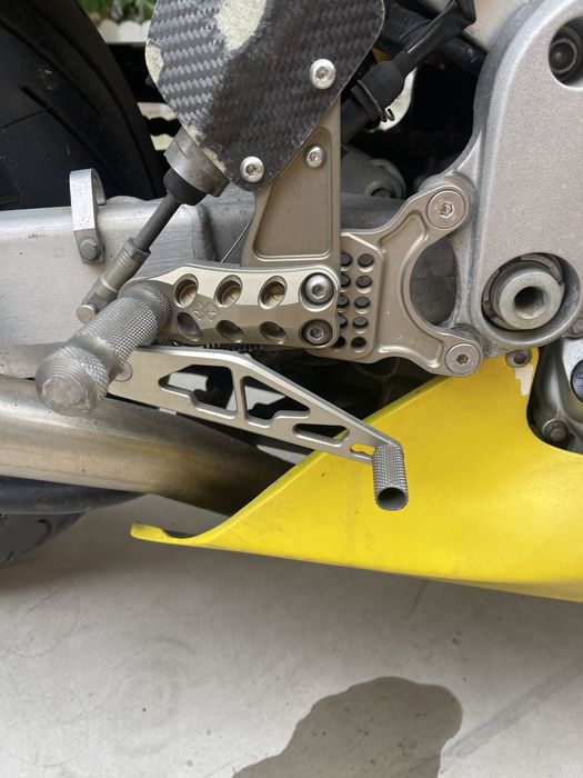 Honda cbr f4  i 2001