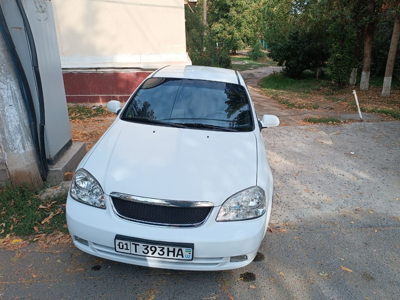 Продаем машину Lacetti 2011 года