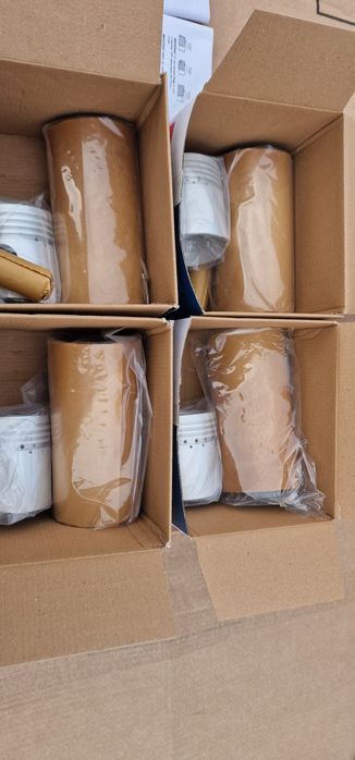 Set motor tractor Fiat: 411, 411r 412, 415, 421, 431,
Pachetul contine