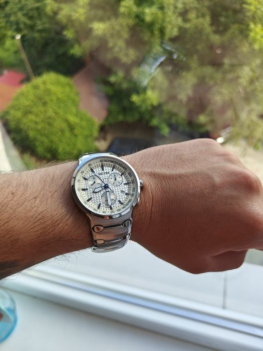 Ceas barbatesc Sector 700