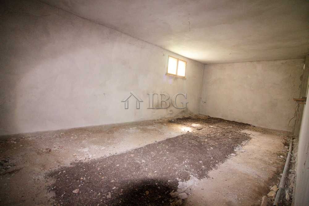 Продава се Къща в Бяла - 200 кв.м за 115 €/кв.м - Снимка #10