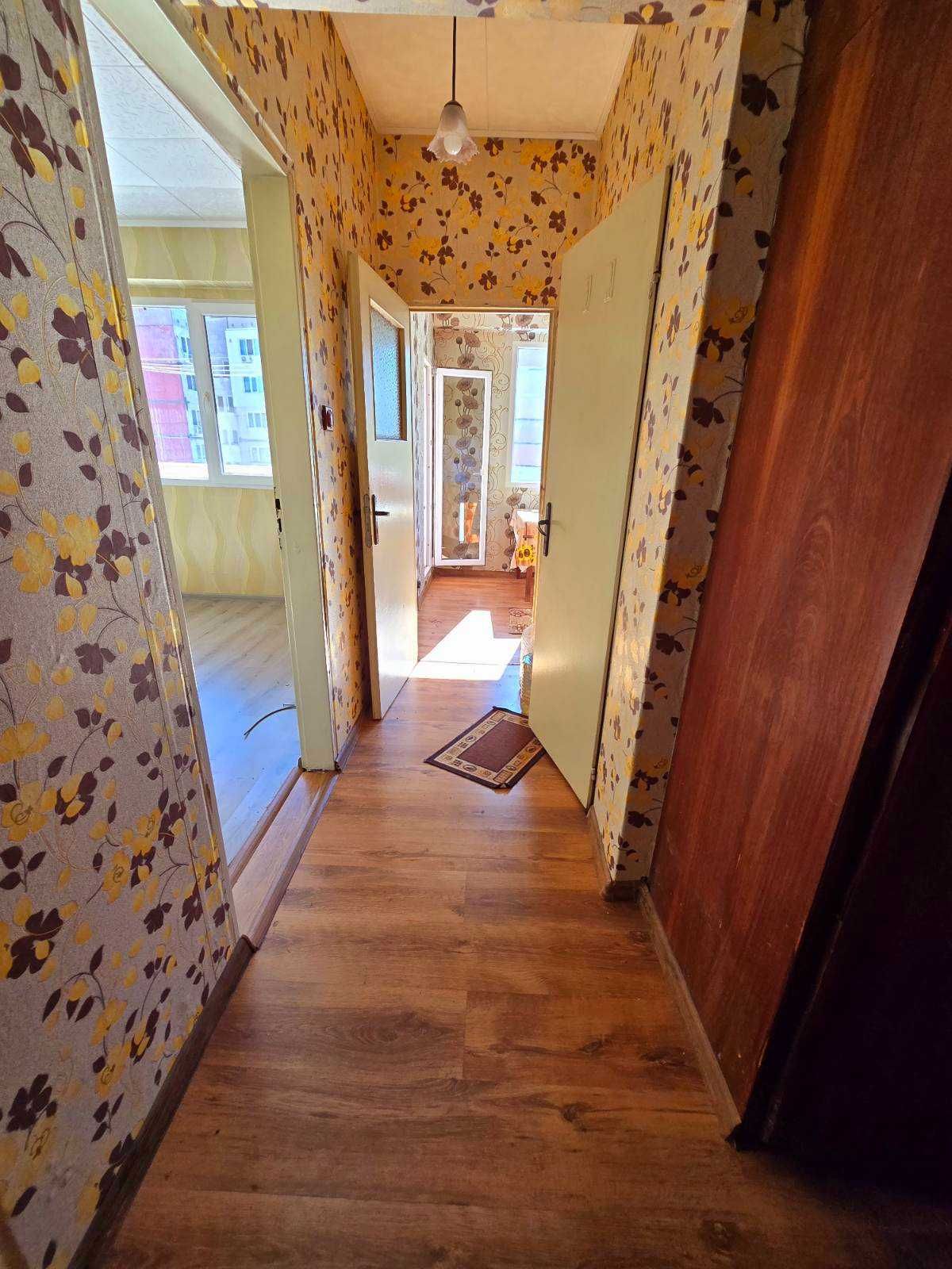 ПРОДАВАМ АПАРТАМЕНТ В ГР.ЕТРОПОЛЕ- директно от собственика