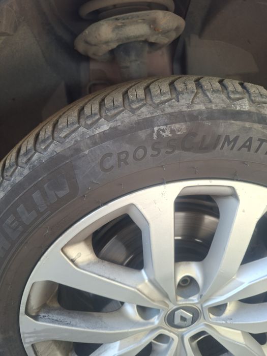 Michelin CrossClimate 2 215/60 R17 100V